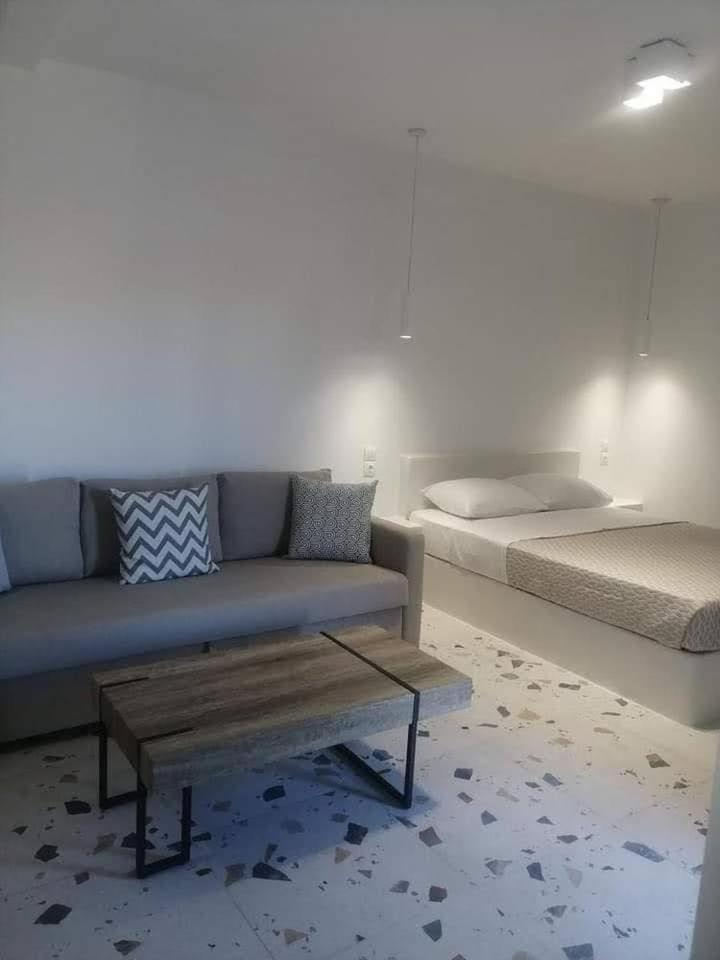 Βότρυς Home Kithnos Esterno foto